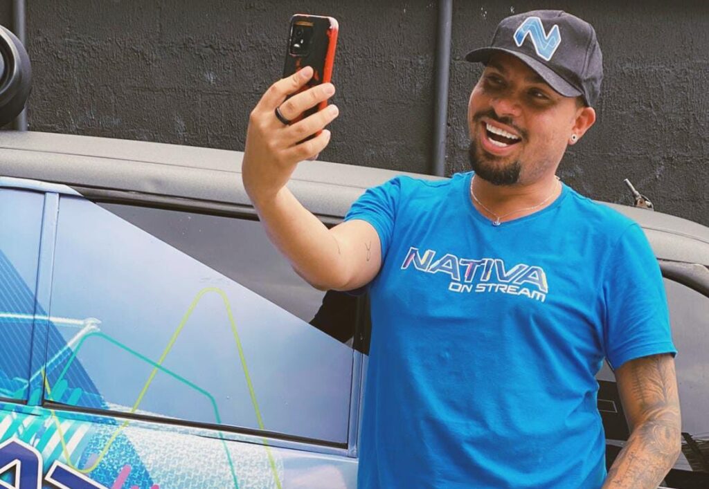 Theus Alves estreia programa na Rádio Nativa Streaming e promete agitar as ondas digitais